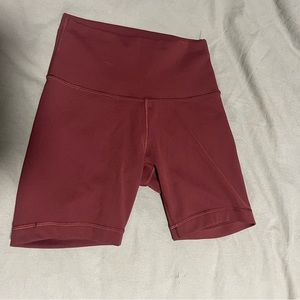 SOLD LULULEMON WUNDER UNDER SHORTS